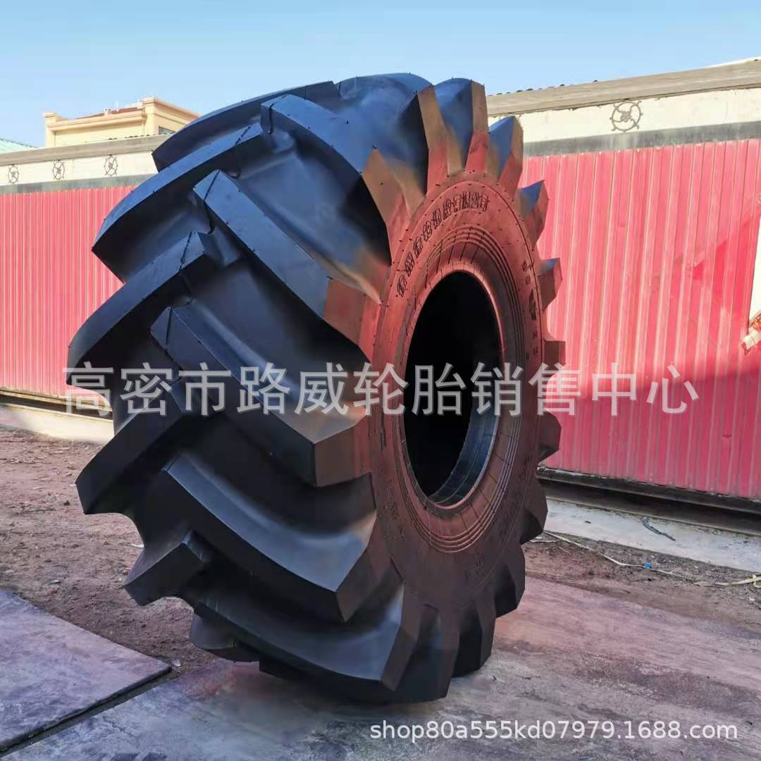 23.5-25 26.5-25 R-1人字 拌路机轮胎 工程机械轮胎林业轮胎
