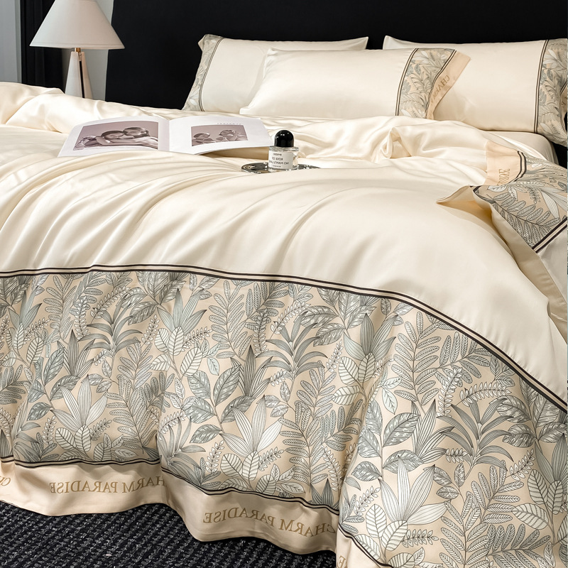 Cuatro piezas de cama de seda de hielo de verano lujo ligero de verano americano cubierta de sábanas de dormitorio de estudiantes de tres piezas