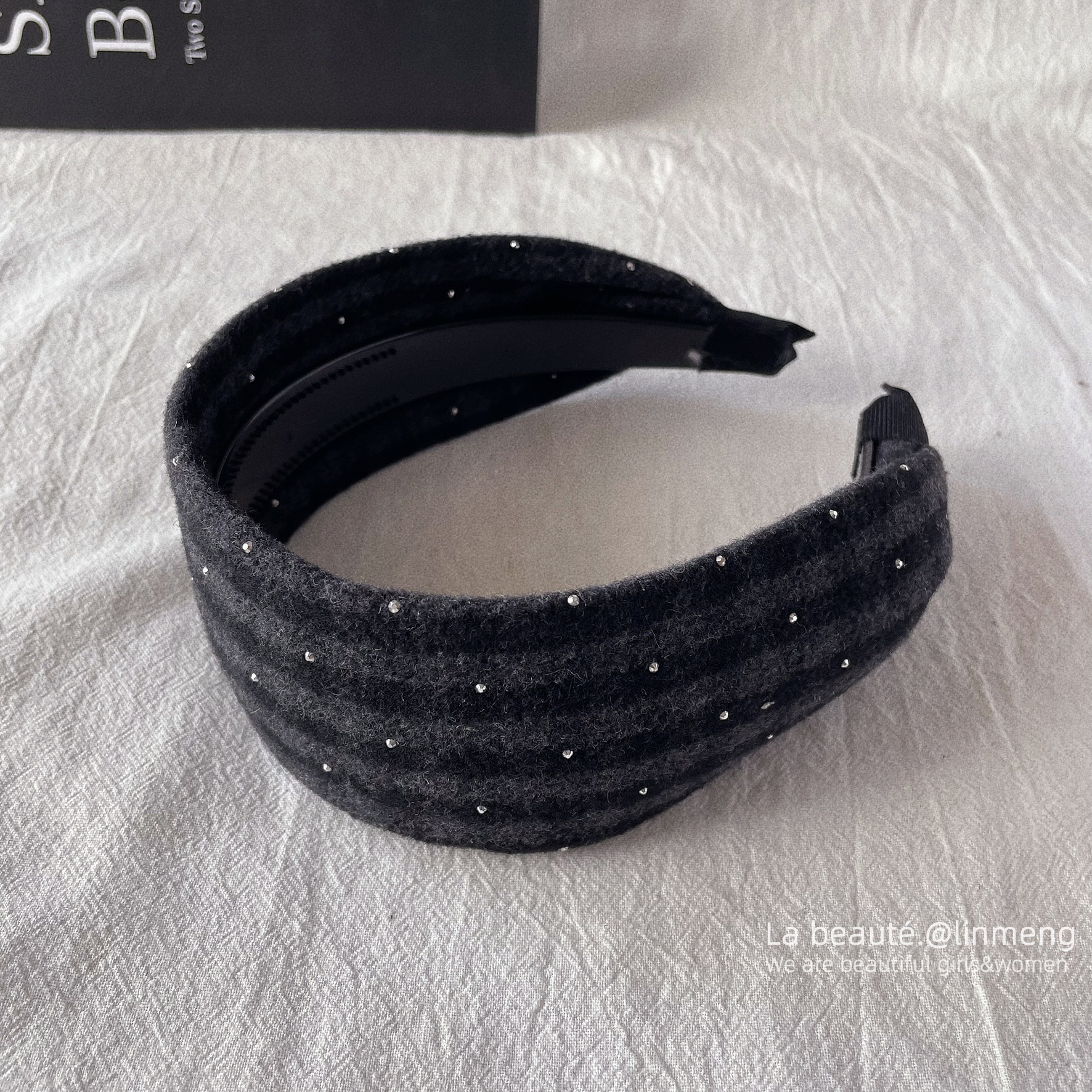 Diadema superior de cráneo alto Diadema de fragancia pequeña negra de alta calidad Diadema de estilo perla coreana arco simple cueva para el cabello accesorios para el cabello femenino