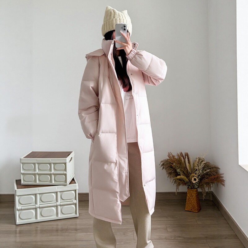 Liangshi Qiu's same style Zhongxi Art Examination down jacket, long, unisex, over-the-knee, ultra-thick, student and couple style, warm coat Liangshi Qiu's same style Zhongxi Art Examination down jacket, long, unisex, over-the-knee, ultra-thick, student and couple style, warm coat