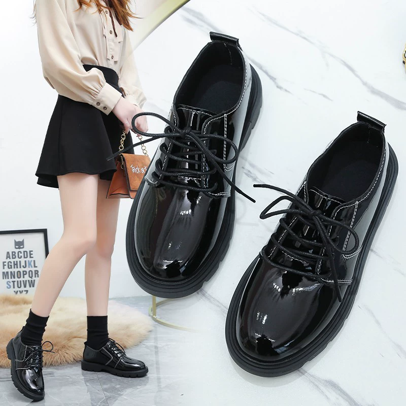 33-45 Большие размеры студенческие черные маленькие кожаные туфли 2025 Весенняя и летняя женская форма хора