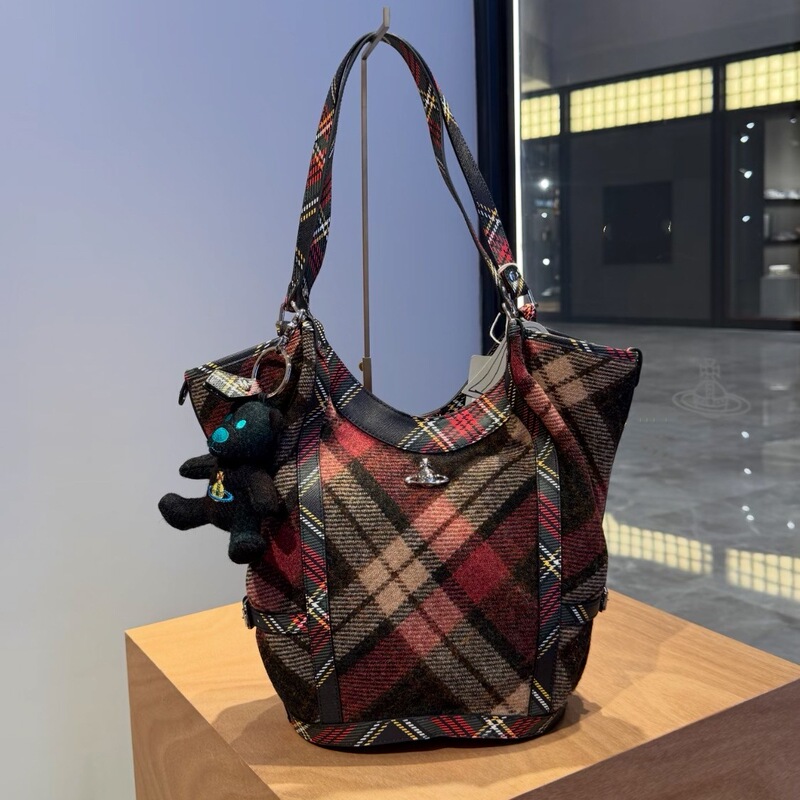 Empress Dowager Saturn Autumn/Winter Woolen Plaid Tote Bag for Women, Large Capacity Vintage Basket Handbag, Shoulder Bag, Underarm Bag Empress Dowager Saturn Autumn/Winter Woolen Plaid Tote Bag for Women, Large Capacity Vintage Basket Handbag, Shoulder Bag, Underarm Bag