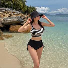 泳衣女黑白条纹比基尼抹胸三点式小胸甜美可爱性感泡温泉沙滩度假