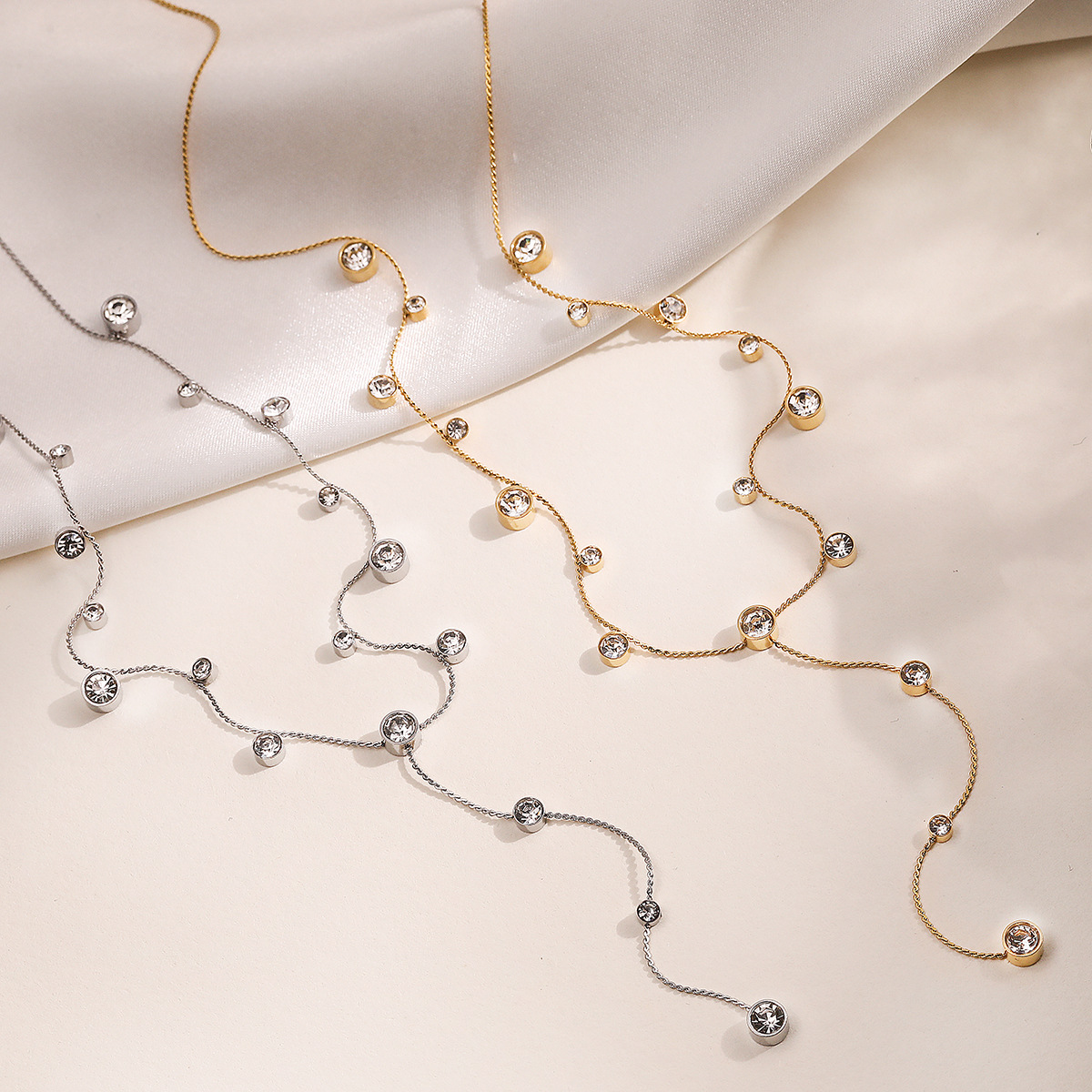 fashionable necklace with zircon stainless steel with tassels