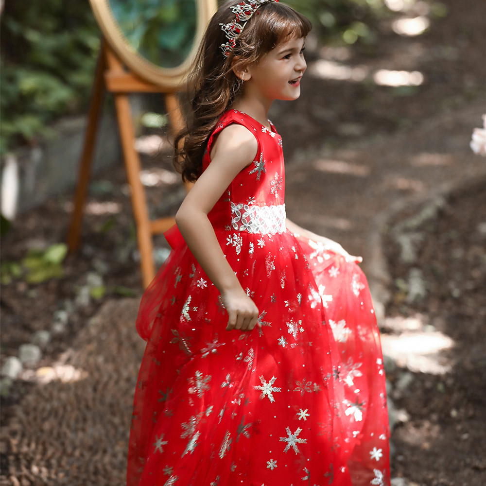 速賣通兒童圣誕禮服公主裙長款走秀演出服中大童婚紗服裝現(xiàn)貨供應
