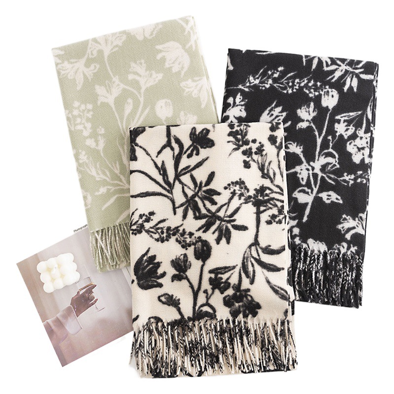 Cross-border New Couple Cashmere Scarf Women's Cream Sweet Girl Style Autumn and Winter Printed Scarf Scarf Cyber Celebrity Shawl