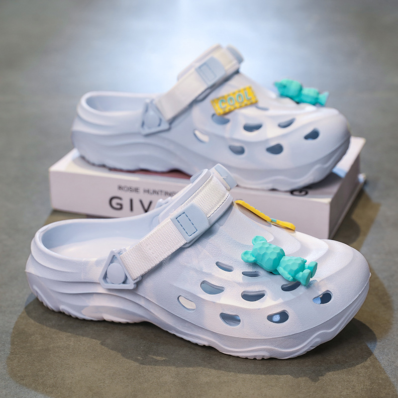 Zapatos con agujeros, antideslizantes y desodorantes para hombres, arrastre de puntera de verano, aumento de transpirable y resistente al desgaste, zapatillas de playa de color de contraste EVA