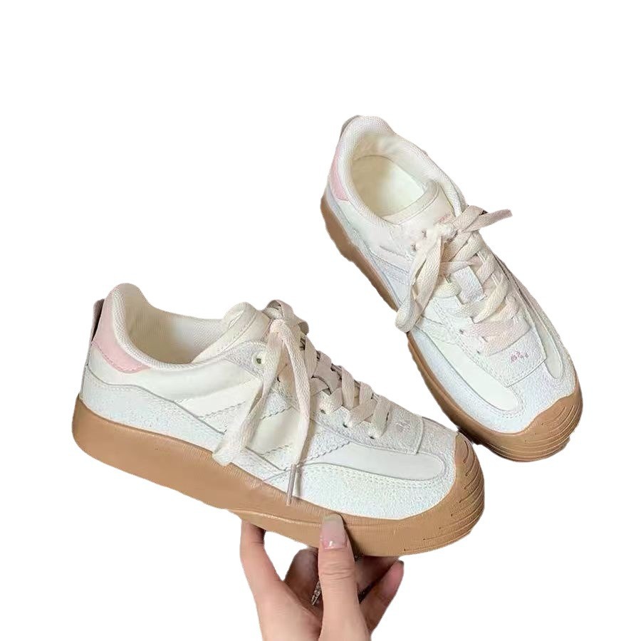 Yi juvenil verano nuevos zapatos blancos para mujeres estilo de Hong Kong Harajuku versátil zapatos de entrenamiento de mujeres coreanas zapatos deportivos casuales para mujeres moda