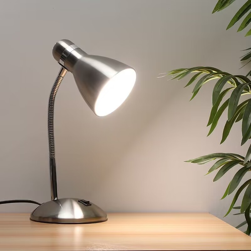 Old-Fashioned Metal Led Desk Bedside Lamp Office Retro Eye Protection Desk Lamp E27 Screw Yellow Light Dimmable Plug-In