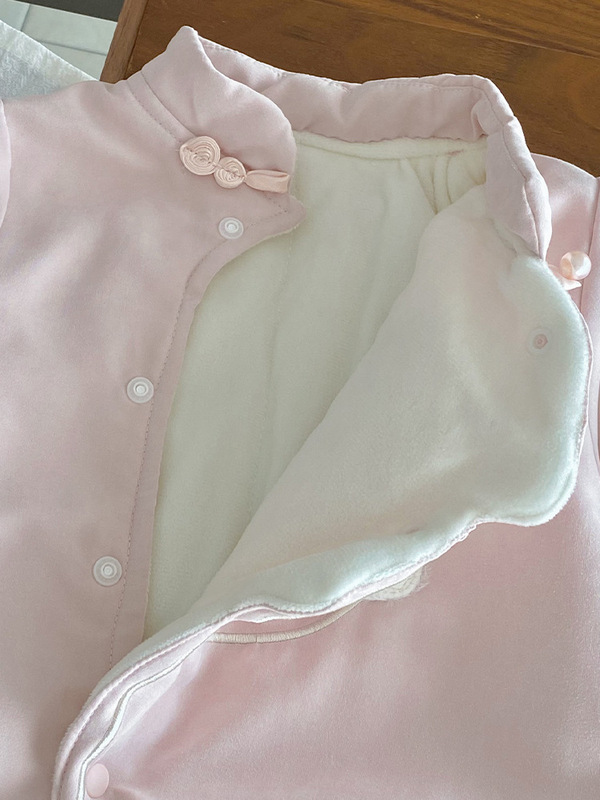 婴儿衣服冬装夹棉连体衣2025新款小月龄女宝宝新中式洋气保暖爬服|undefined