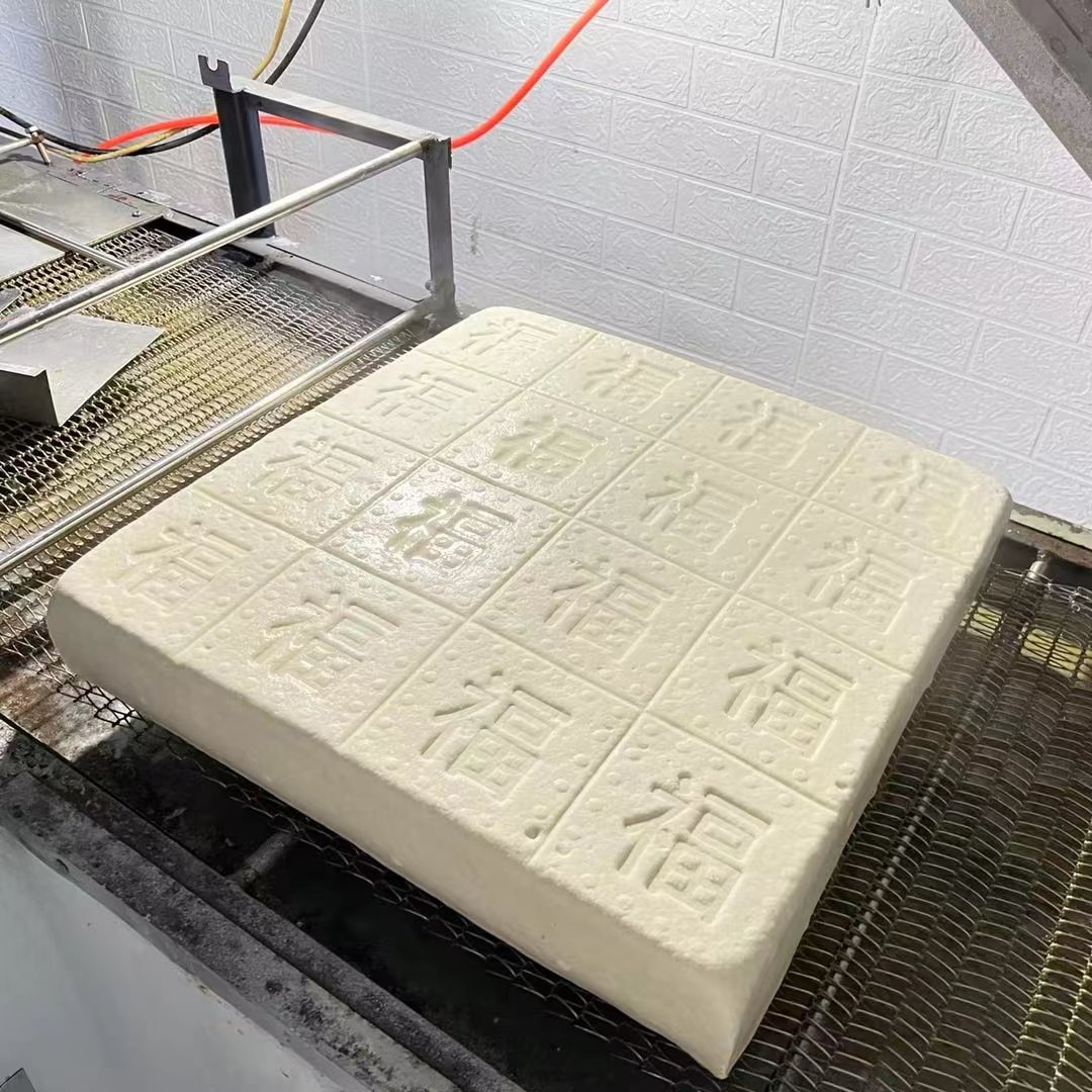 盛隆老豆腐生产线设备 智能豆腐机批发 小型家用磨豆干机