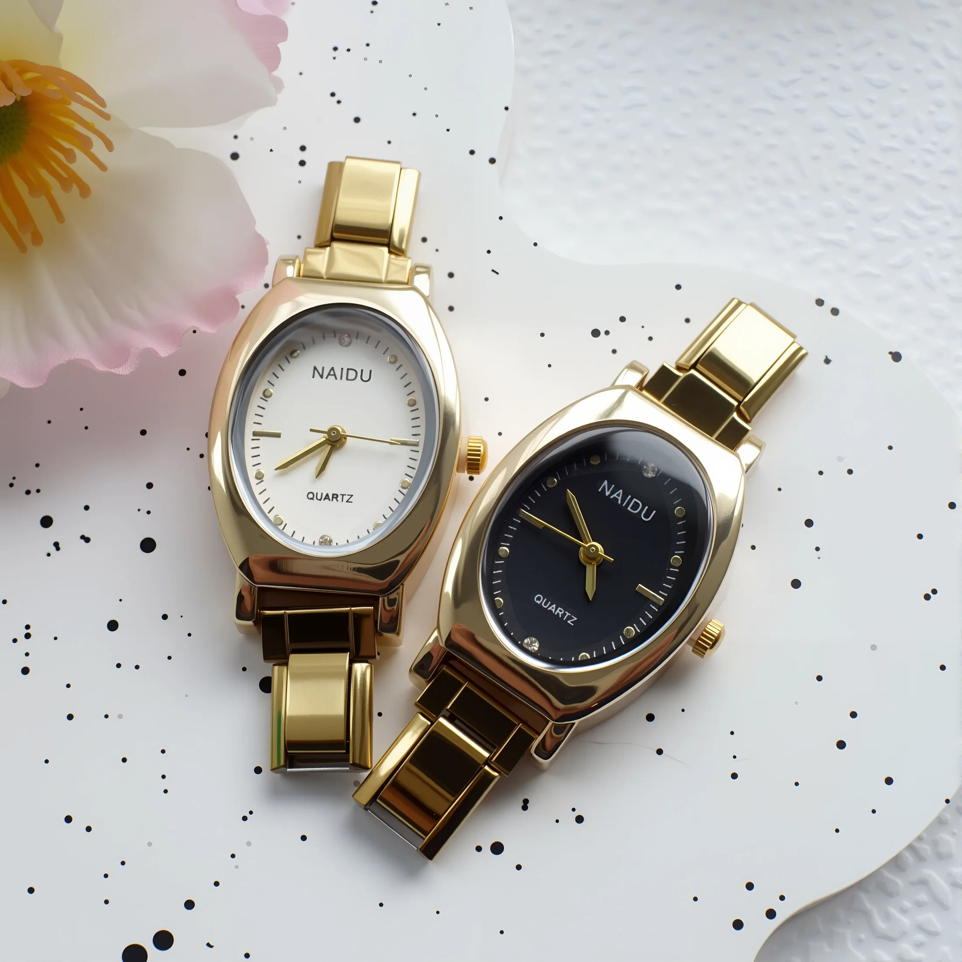 Daily, Street Occasion Casual Classic Style Solid Color Buckle Quartz Watch