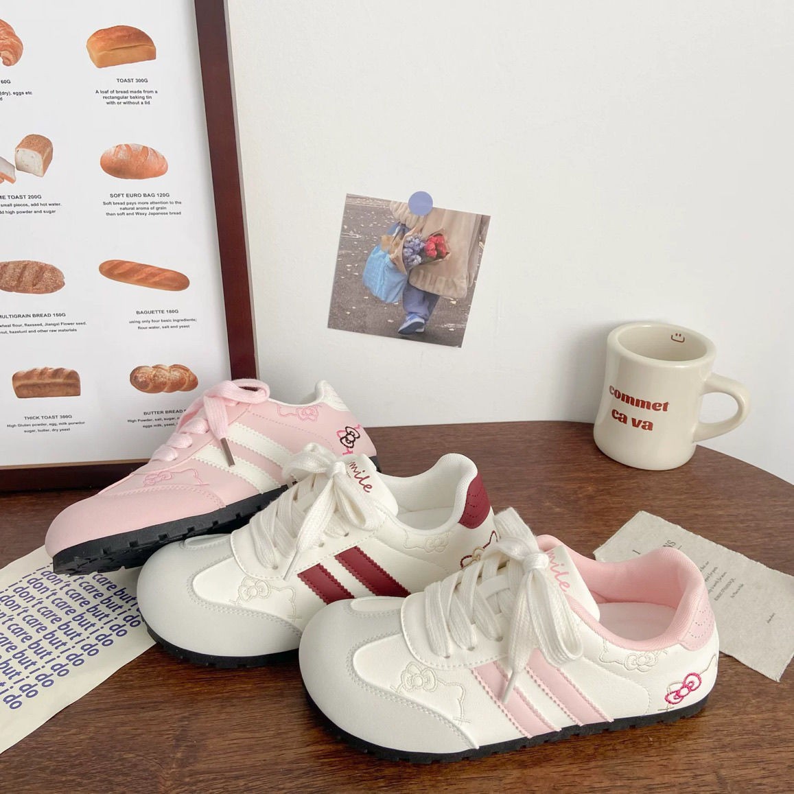 Hermosos zapatos blancos coreanos para niñas, zapatos de skate casuales para estudiantes, 2025 nuevos zapatos chic, zapatos deportivos