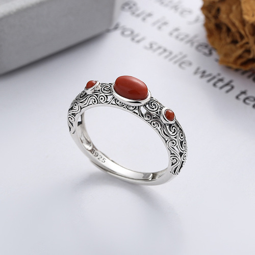 Yunchaoxuan S925 sterling silver vintage distressed craft pattern embellished with southern red agate literary and artistic temperament open ring