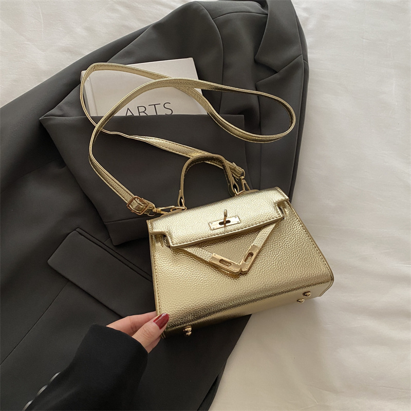 Nicho de alta sensación simple bolso de mano mujer 2024 nueva moda versátil bolso Kylie de moda bolso pequeño
