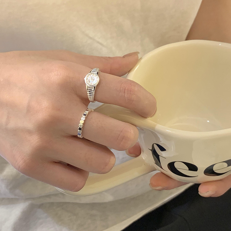 Srebrna ura v obliki črke A, ženska, zglobni prstan za prst, edinstven dizajn, lahek luksuz, nov trend 2023_voghion.com