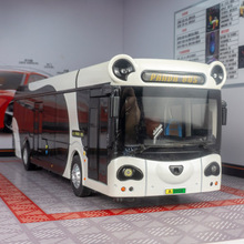新咔尔XKE-008仿真熊猫巴士合金汽车模型声光可开门公交车玩具车
