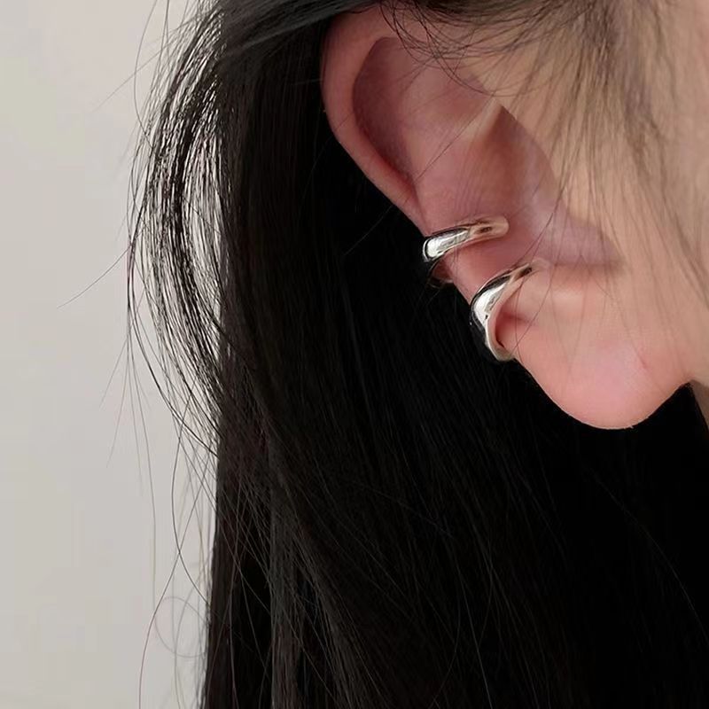 Clip de hueso de oreja brillante simple diseño de nicho clip de oreja versátil en forma de U sin pendientes personalizados de niña linda femenina perforada