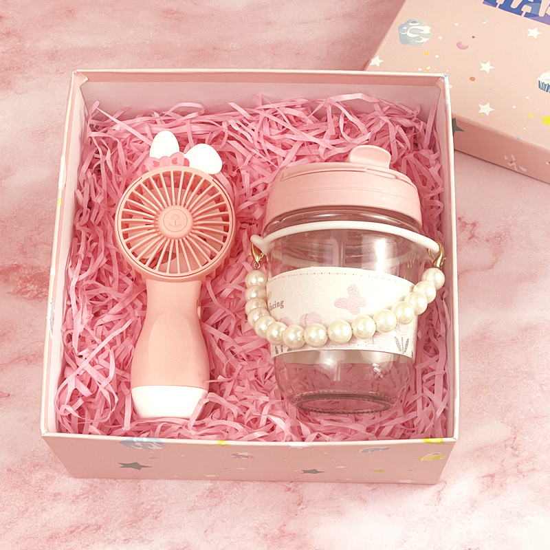 Día de los niños del 1 de junio dibujos animados espaciales creativos acompañantes caja de regalos bolsas de regalos caja de embalaje de regalos sensación de alto nivel