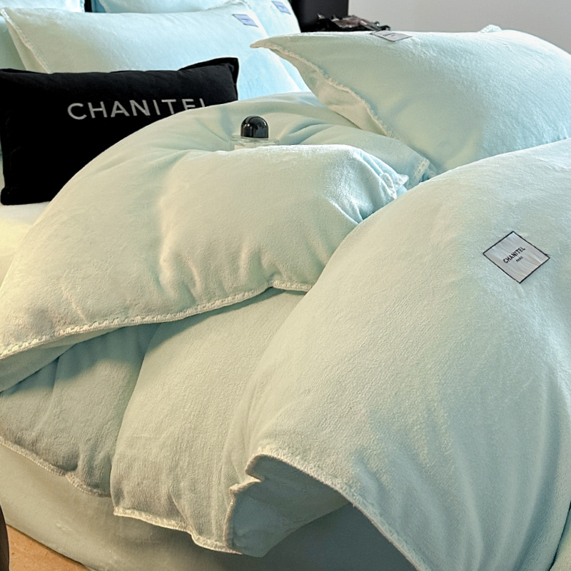 Invierno engrosado leche de cama de cuatro piezas doble cara de coral flanela colcha de cama de cama de tres piezas de sopa de cama de lana
