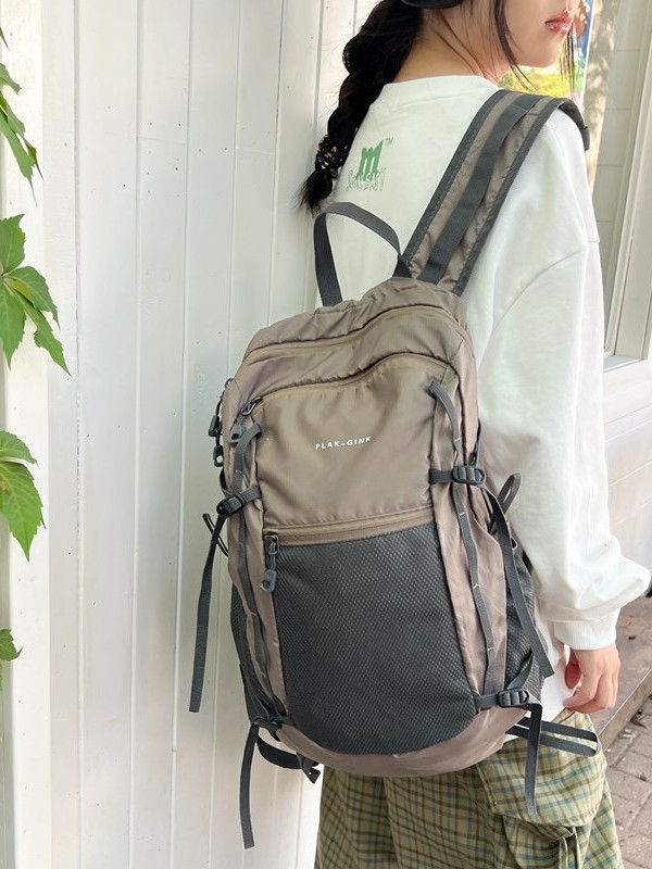 新しいアウトドア多目的シンプルな防水軽量登山バックパックスポーツポータブルバックパックカップル折りたたみバックパック|undefined