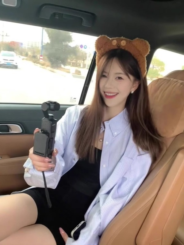 2025早春季韩系穿搭蓝色条纹衬衫上衣女装超好看长袖防晒衬衣外套|undefined