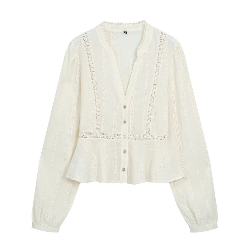 European and American style fashionable lace-embellished embroidered romantic shirt, new autumn loose-fitting slimming long-sleeve top European and American style fashionable lace-embellished embroidered romantic shirt, new autumn loose-fitting slimming long-sleeve top