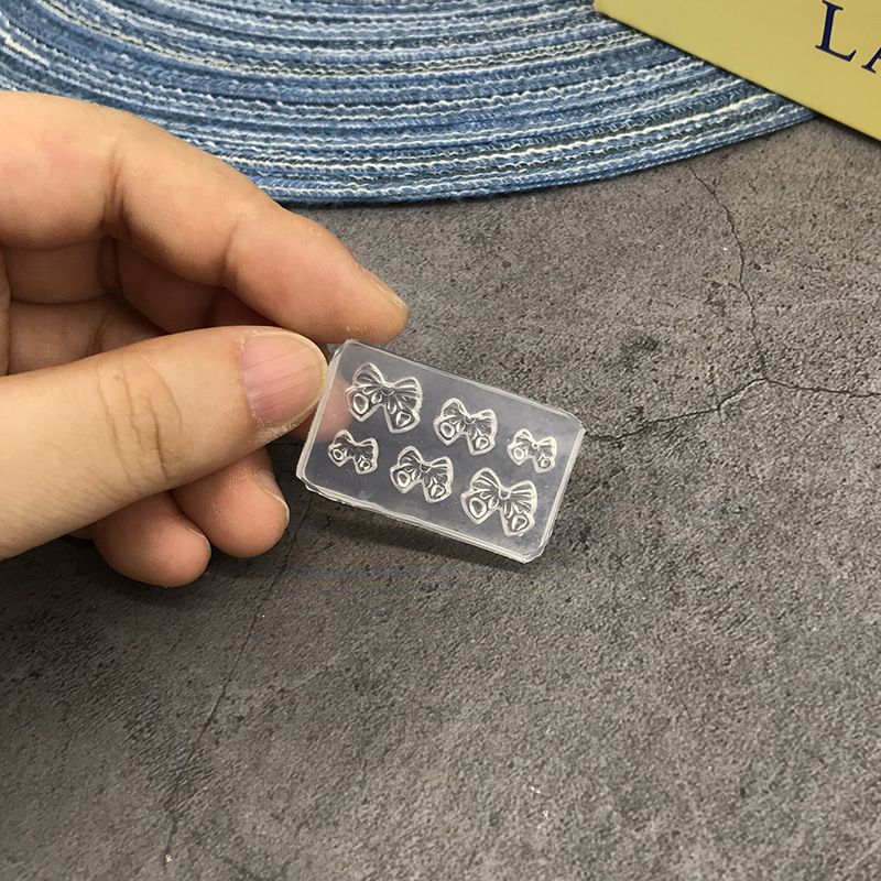 跨境批发蝴蝶结硅胶美甲模具立体链条串珠浮雕花纹穿戴甲装饰工具|undefined