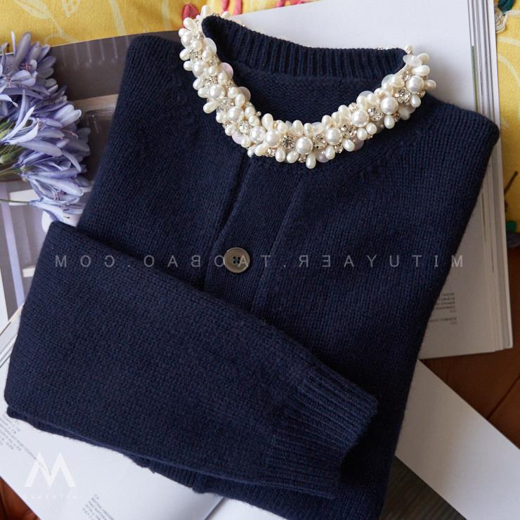 Moderate stunning beauty heavy industry neckline Pearl Rhinestone cashmere knitted small cardigan N02223 Moderate stunning beauty heavy industry neckline Pearl Rhinestone cashmere knitted small cardigan N02223