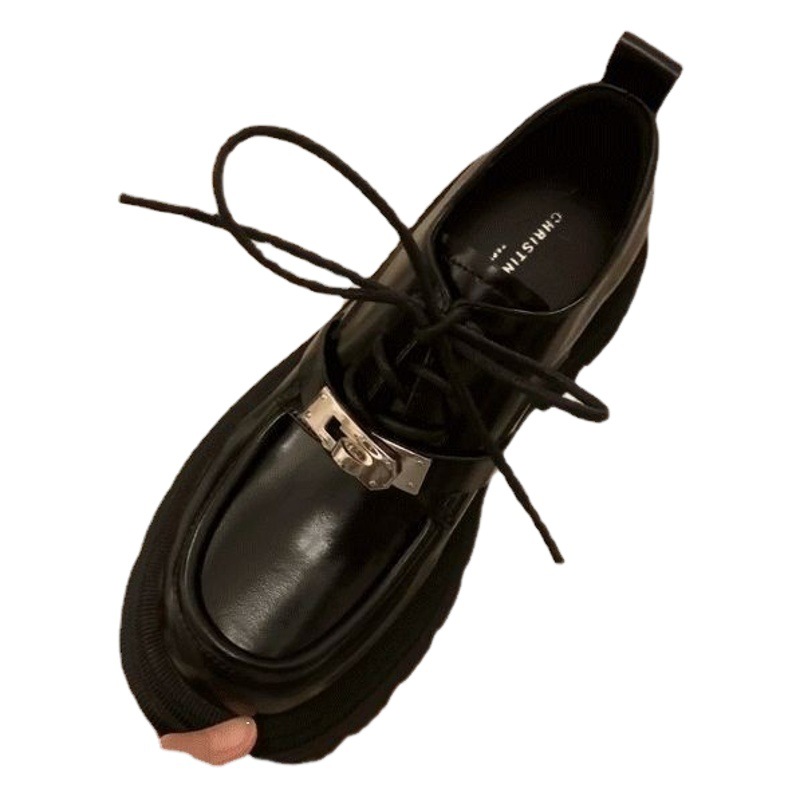 Pequeños zapatos de cuero para mujer primavera y otoño nuevos mocasines de plataforma de tacón grueso estilo británico zapatos negros de una sola capa zapatos Mary Jane