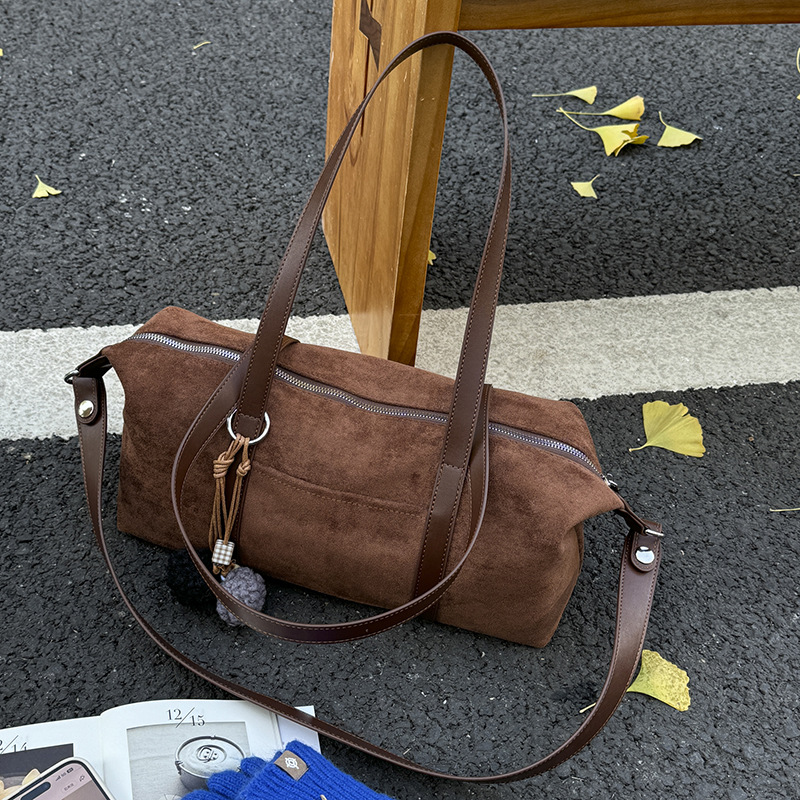 Women's Suede Winter Retro Matte Baguette Underarm Bag Large Capacity Versatile Casual Crossbody Bowling Bag - Thumbnail 2