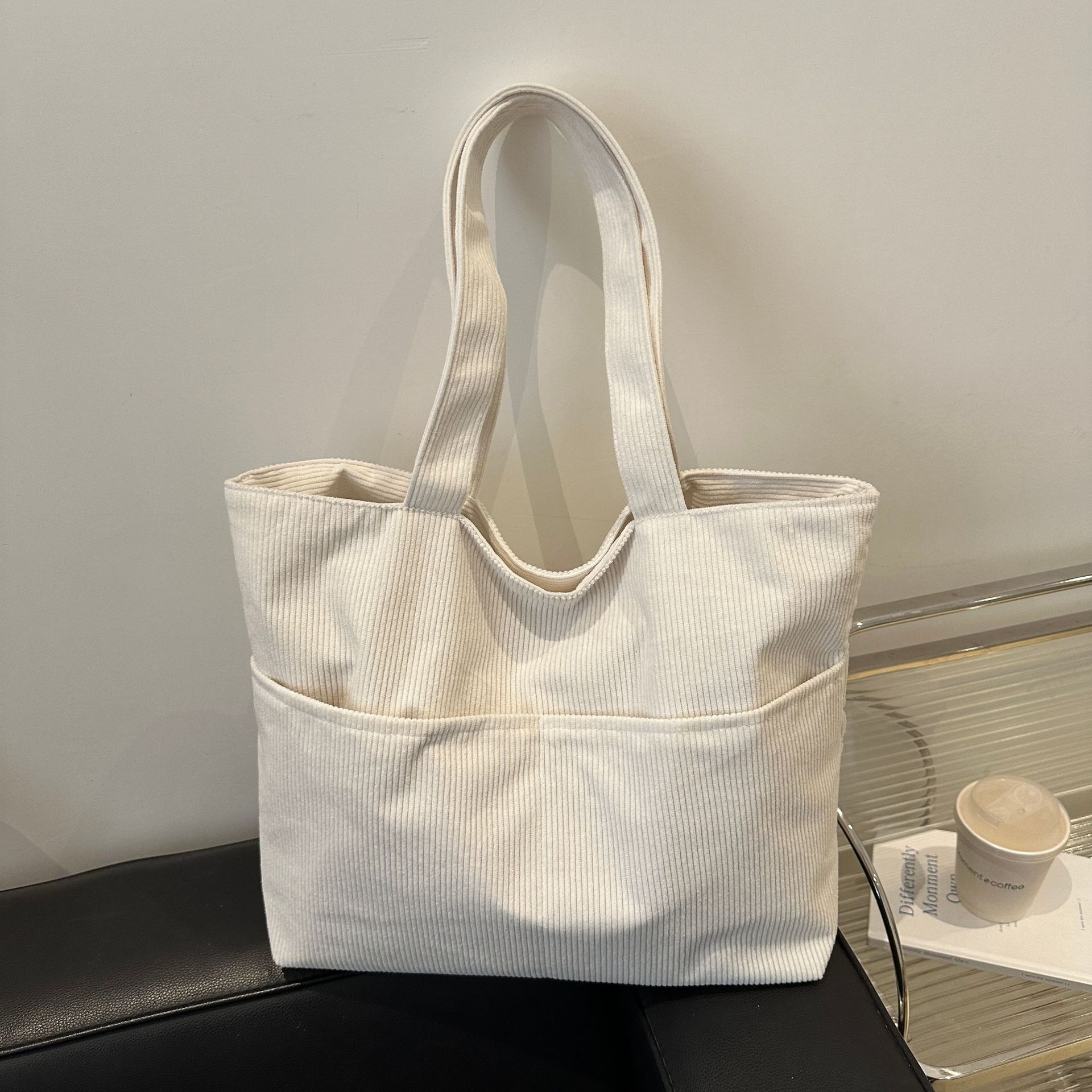 Bolsa de vello retro de gran capacidad para mujeres 2024 nueva moda bolso de mano de color sólido bolso de hombro para estudiantes de arte