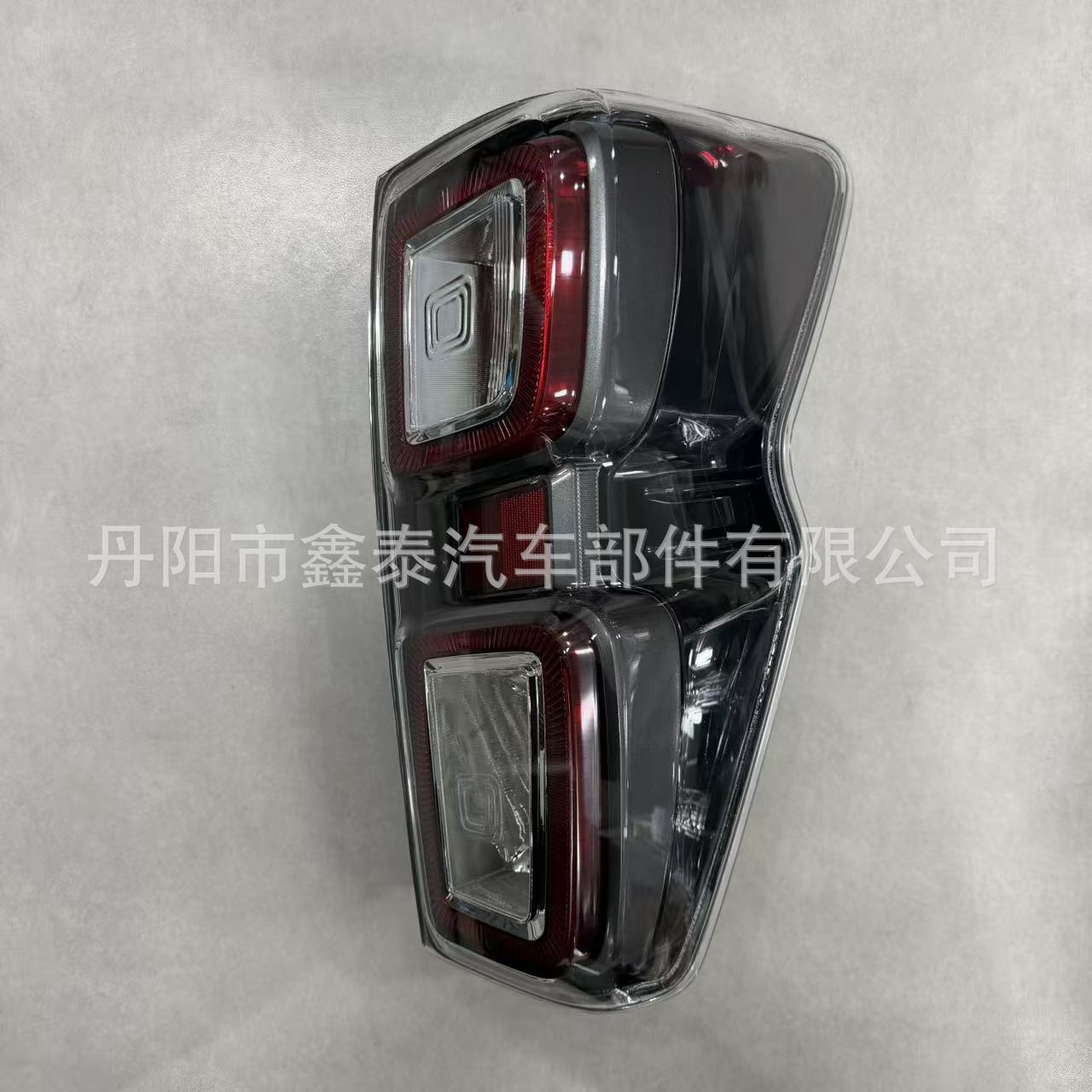 Gray frame right
