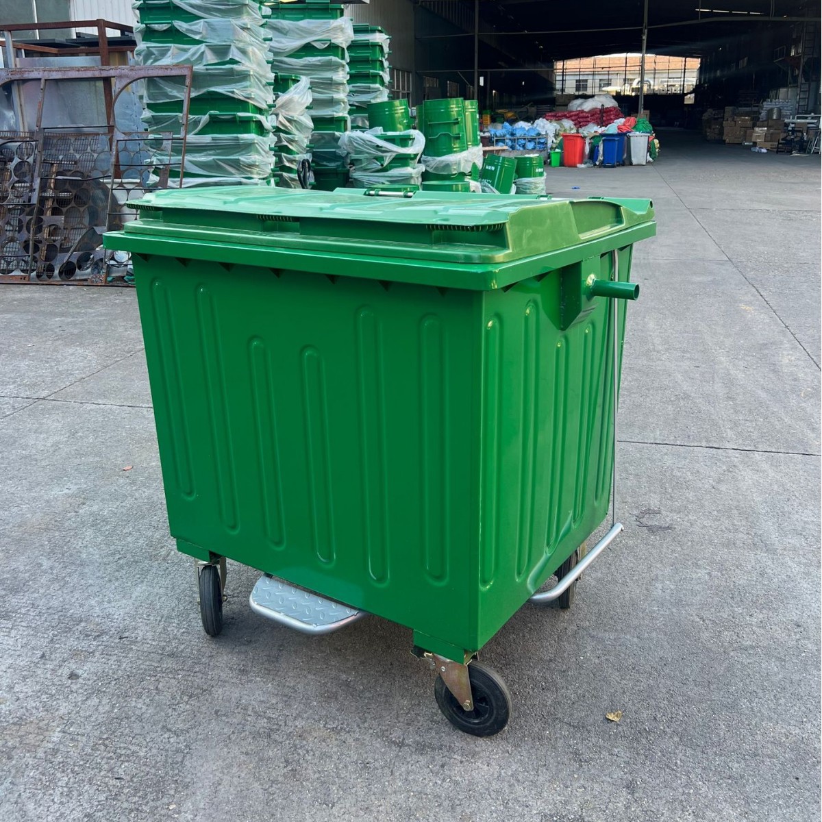 660L脚踏铁皮挂车户外四轮回收垃圾车外贸出口款冷轧板热镀锌