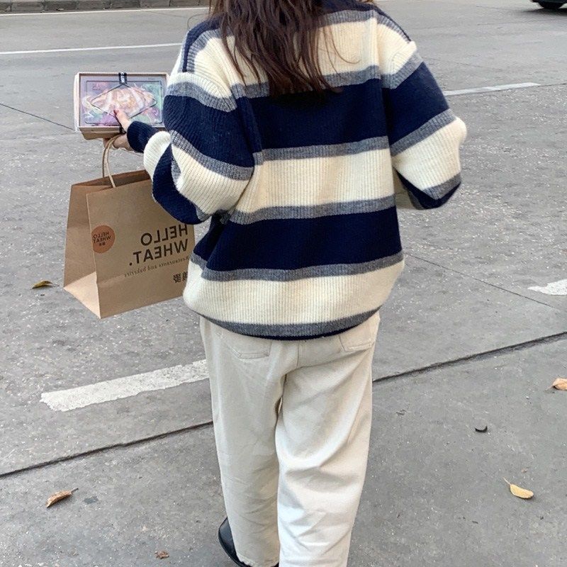 Korean loose contrasting striped pullover for women, 2023 autumn and winter new collection, lazy style, worn outside,_voghion.com