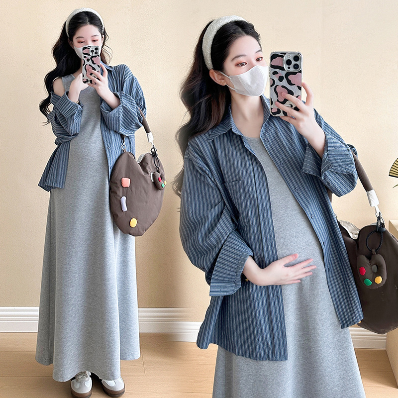 Fashionable Early Autumn New Maternity Skirt Korean Style Simple Loose Casual Bottoming Vest Skirt + Stripesd Shirt Jacket Trbottomy