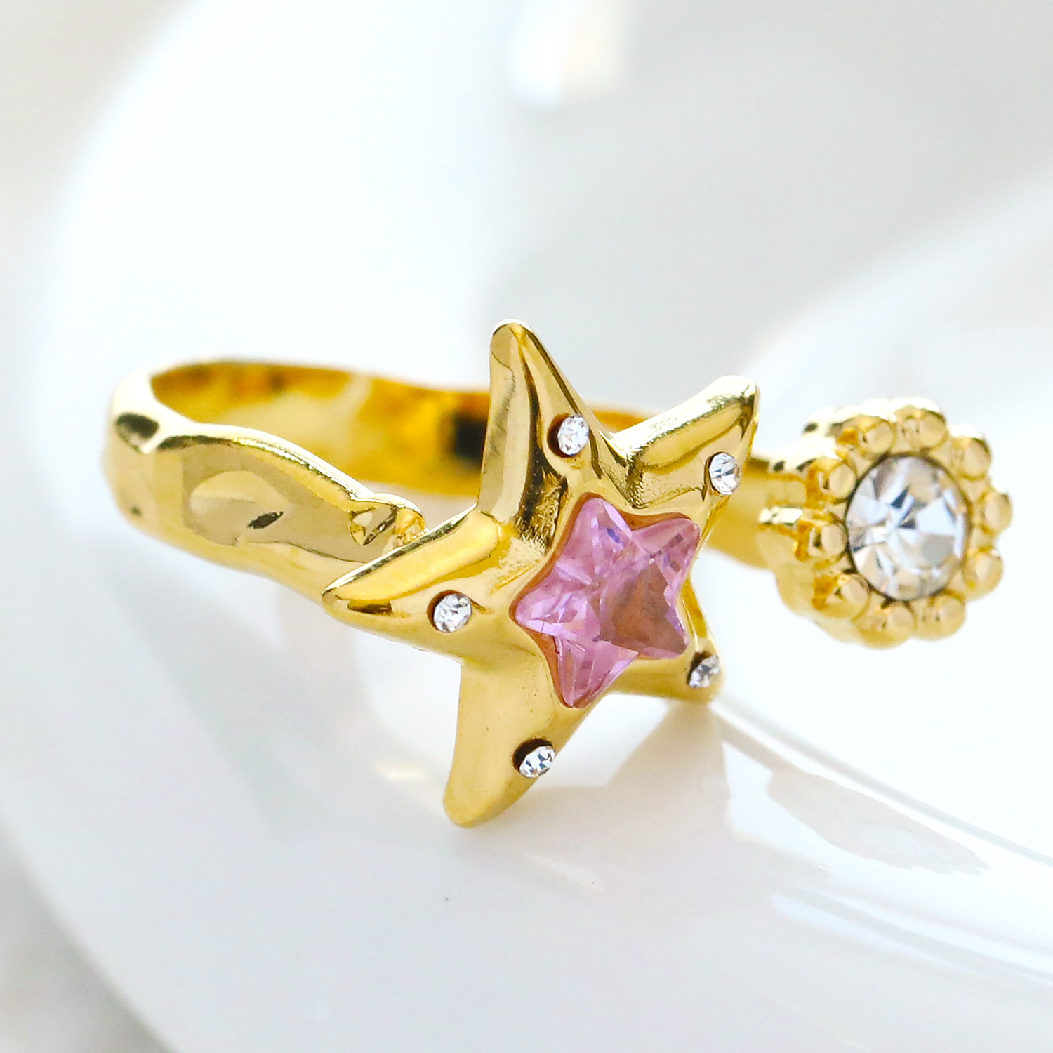 12g Weight Real Gold Plated Plating Material Open Rings Classification One Size Ring Size 1 Piece Quantity Daily Occasion 304 Stainless Steel Material Star Pattern Women's Gender Simple Style Style Waterproof Non Tarnish Craft Real Gold Plated Star 304 Stainless Steel Simple Style Waterproof Non Tarnish Open Rings 11