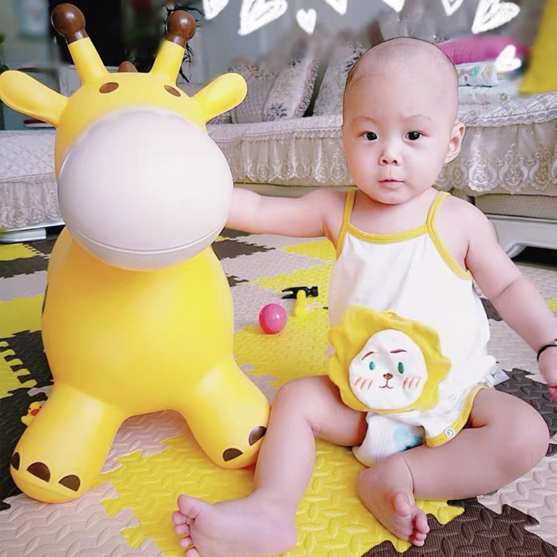 Inflatable explosion-proof toy for jumping for kindergarten