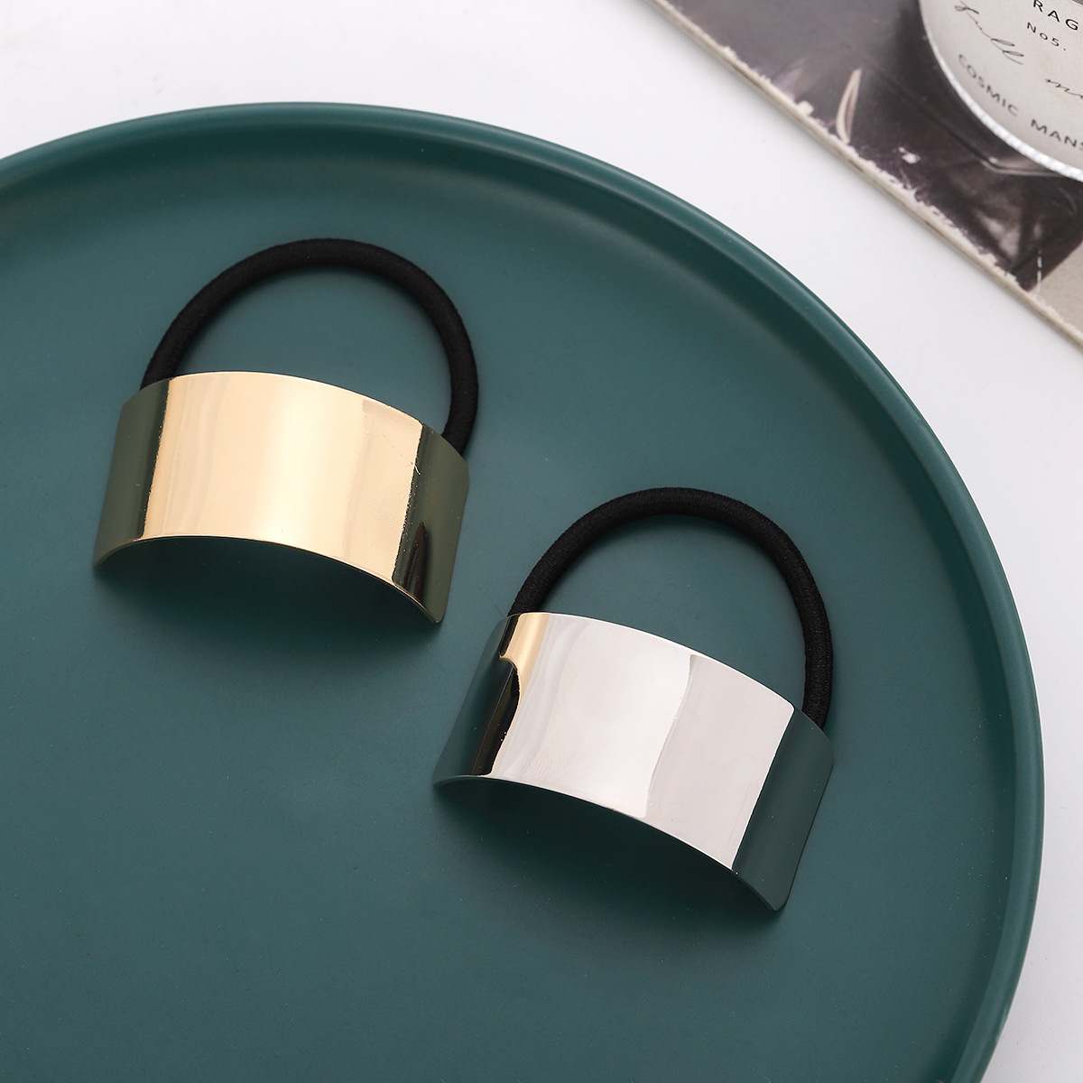 Corea del Sur simple metal cepillado cuerda de pelo femenino Red roja alta elástica lazo banda de goma del pelo cuerda de pelo temperamento banda de pelo tocado