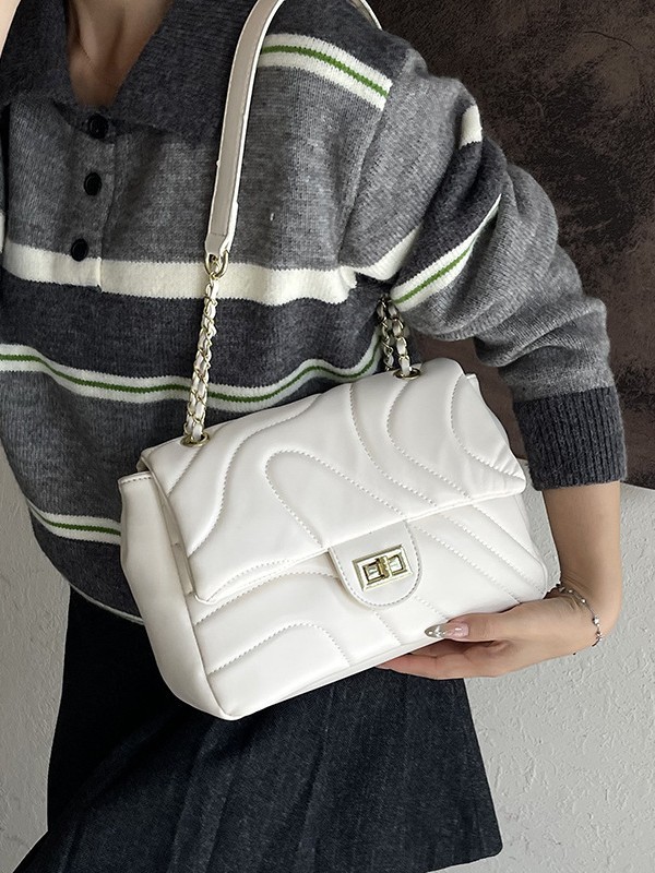 Bolso de cadena de comercio exterior para mujeres 2025, nueva moda bordada bolso de mano, sensación de alta calidad, simple ocio, mochila de viaje