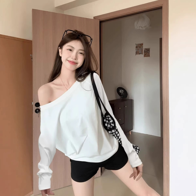 White Off-Shoulder Long-Sleeve Pure Cotton T-Shirt for Women, Autumn Korean Style, Lazy Style, Loose Fit, Slimming, Relaxed Feel, Pullover, Exposed Shoulder Top