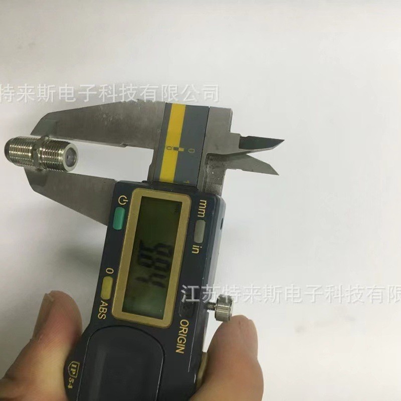 全銅インチの短いfヘッドの双通の有線テレビのケーブルの接続の工事のfヘッドの延長器|undefined