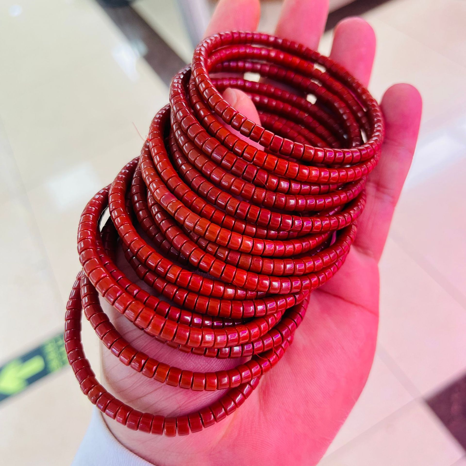 Natural Sichuan Material Southern Red Agate Straight-Cut Tablet-Shaped Bracelet, Vibrant Red Color, DIY Single-Circle Bracelet Accessory, 4.5-5mm
