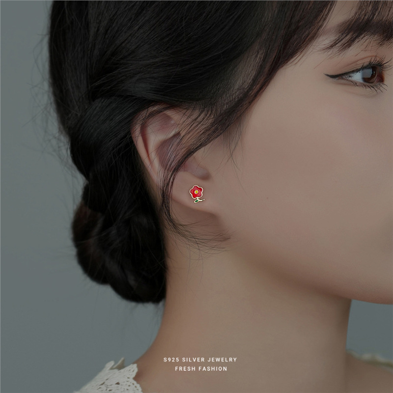 Boucles d'oreilles puces fleurs rouges en argent sterling_voghion.com