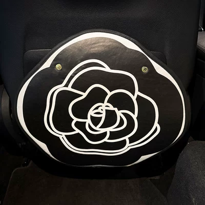 Anti-Kick Pad Rear Universal Cute Cartoon Car Rear Seat Back Car Seat Back Protective Cover Car Interior Decoration (Chair back anti-kick pad) - camellia-anti-kick-pad1-short-style