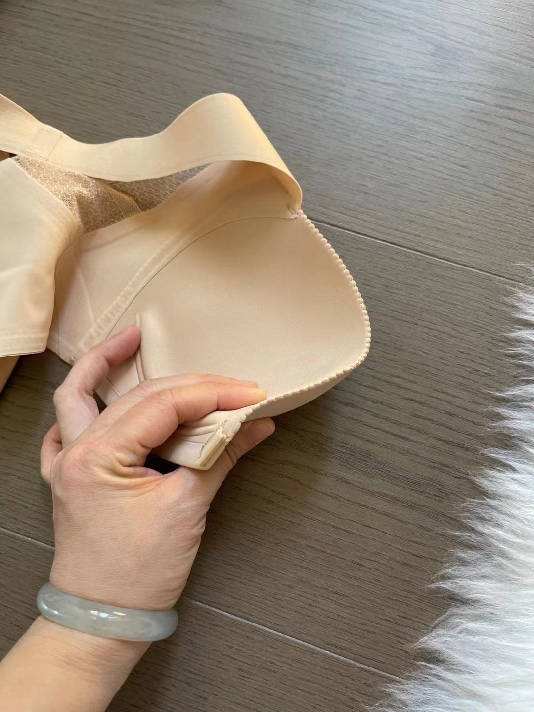 Luz de verano botón frontal sujetador sin costuras belleza espalda pequeño pecho push up chaleco estilo ropa interior inalámbrica traje femenino 6350