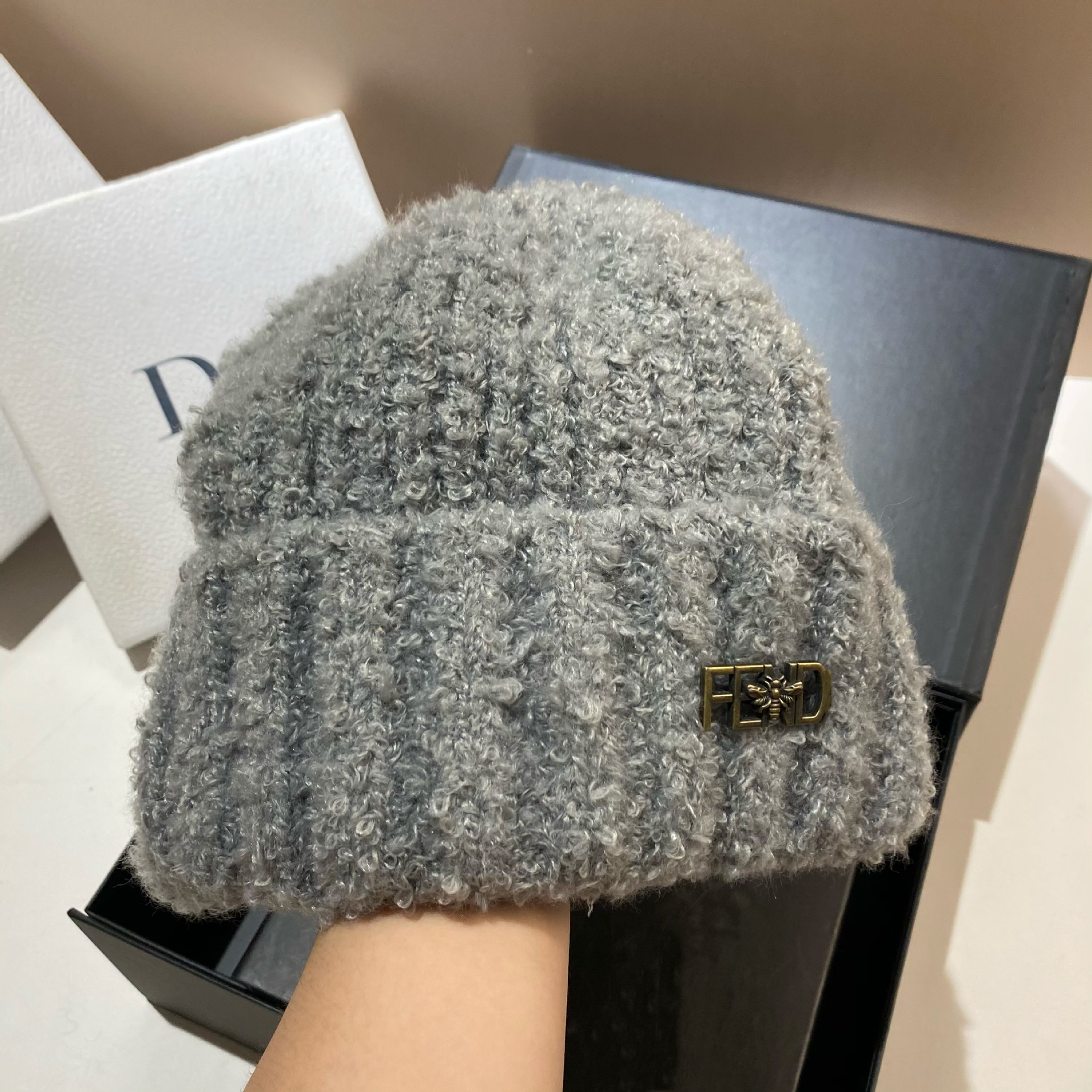 Korejska verzija nove slatke pletene kape s pletenim uzorkom F-labela, zimske tople i debele vjetrootporne kape s janjećim puloverom._voghion.com