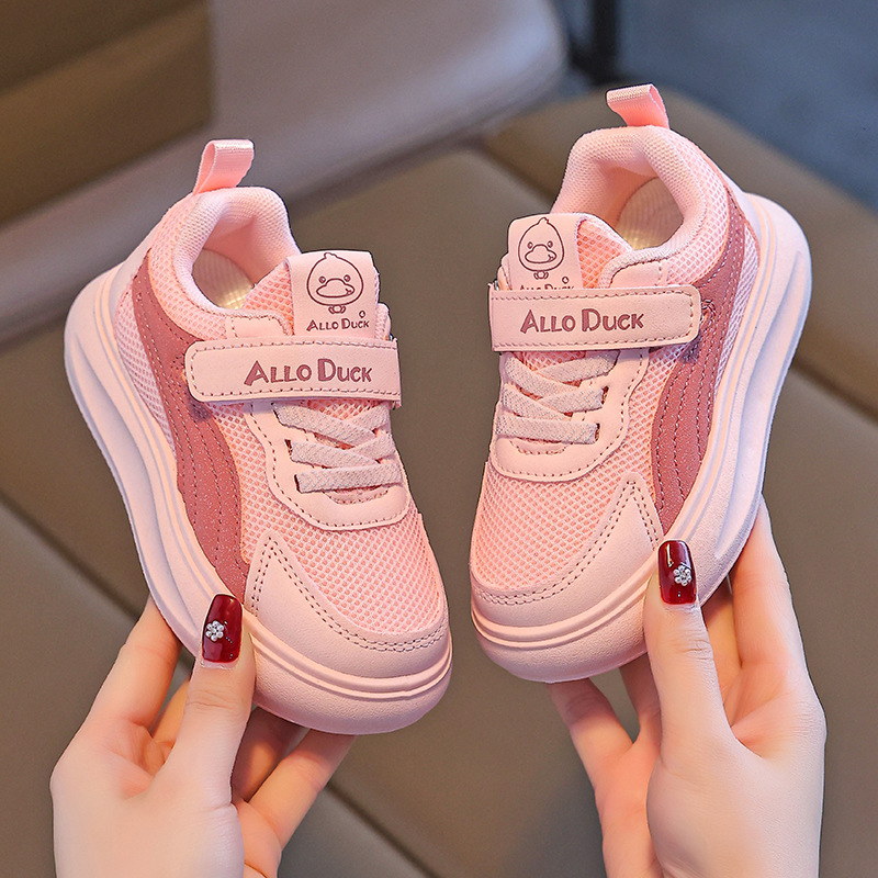 Zapatos blancos para niños y niñas 2025 primavera y otoño nuevos zapatos zapatos casuales antideslizantes para niños zapatillas de deporte de suela blanda para bebés