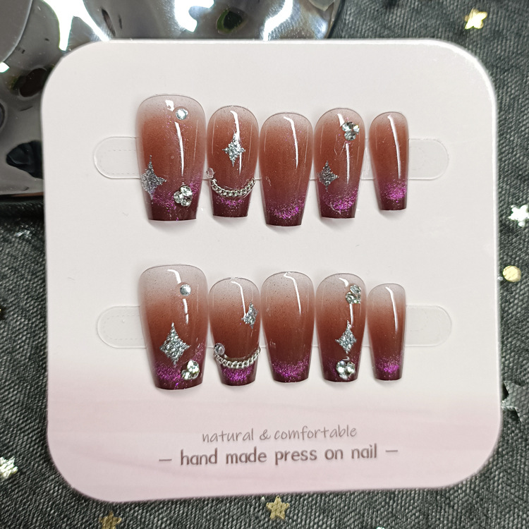 Manicura de Año Nuevo, 10 piezas de diamantes de perlas hechos a mano, arte de uñas portátil, parche de uñas Xiaohongshu, venta al por mayor