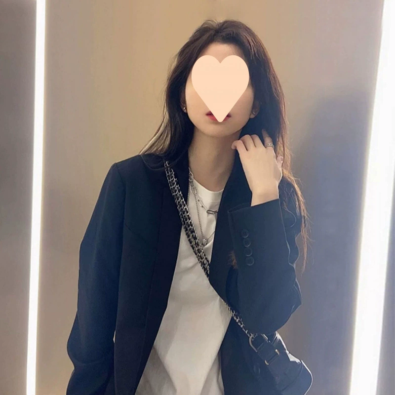 Черный блейзер женский 2025 весна-осень новый корейский стиль маленький интернет-знаменитость маленький костюм повседневный трехсоставной костюм